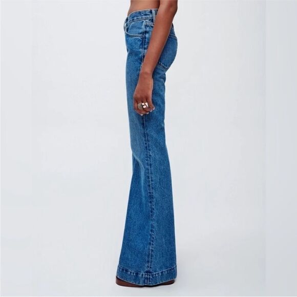 NWT RE/DONE 70s Low Rise Bell Bottom Jeans in Clean Moon Stoned Medium Wash - Picture 5 of 7